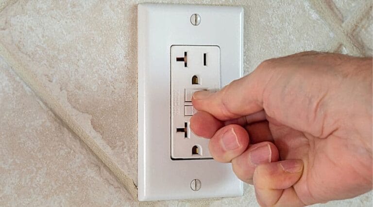 technician diagnosing electrical noise in walls inside a sacramento home